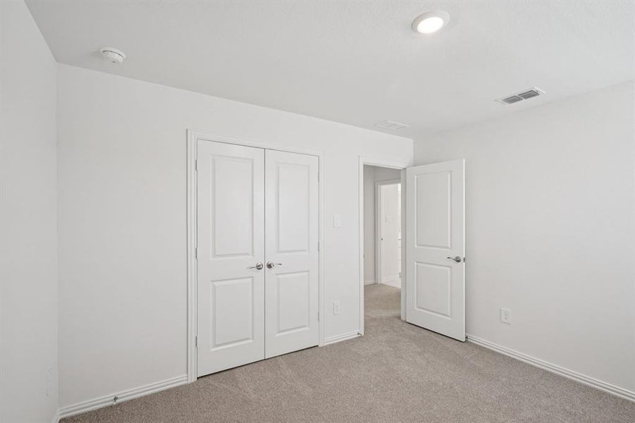 Photo is not of the actual home, but is an inspirational photo of builder’s model home and may depict options, furnishings, and/or decorator features that are not included.