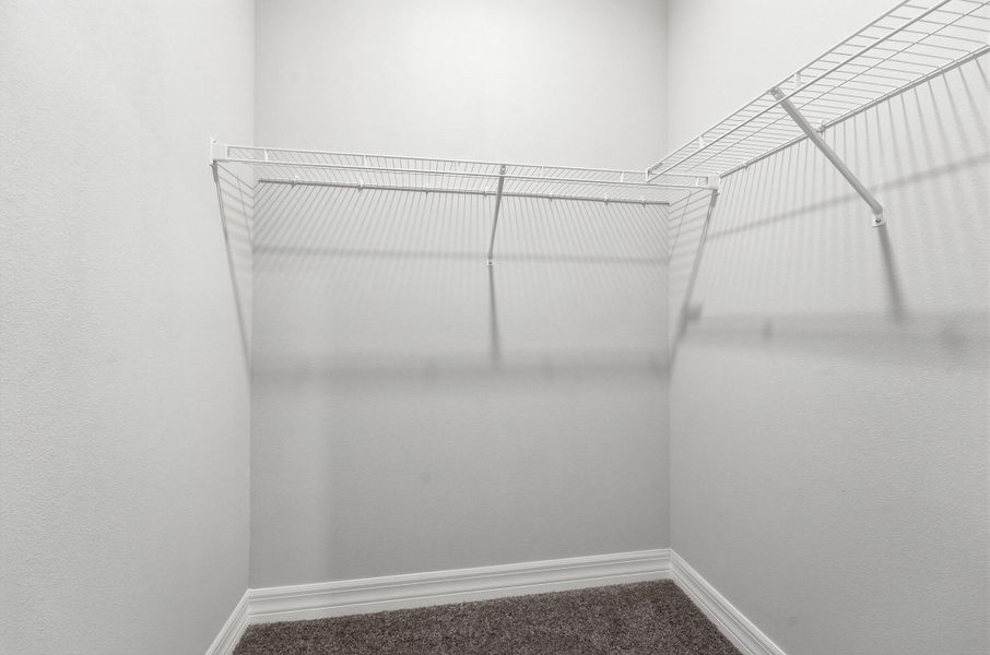 Walk-in-closet