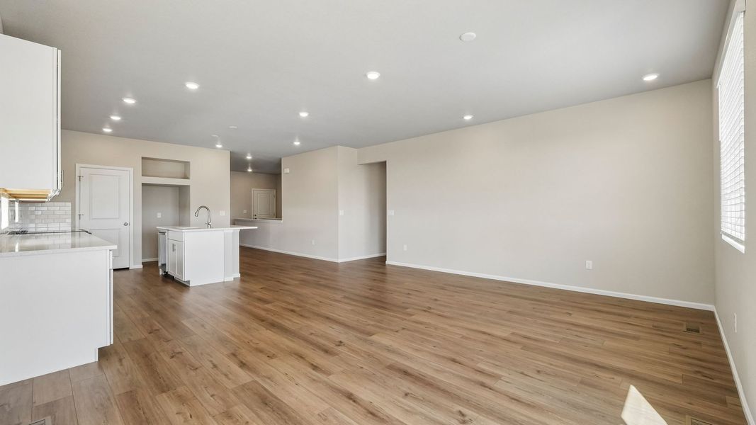 Spacious, unfurnished interior of a new home in Banning Lewis Ranch, Colorado Springs (Image 26). Spacious, unfurnished interior of a new home in Banning Lewis Ranch, Colorado Springs (Image 26).