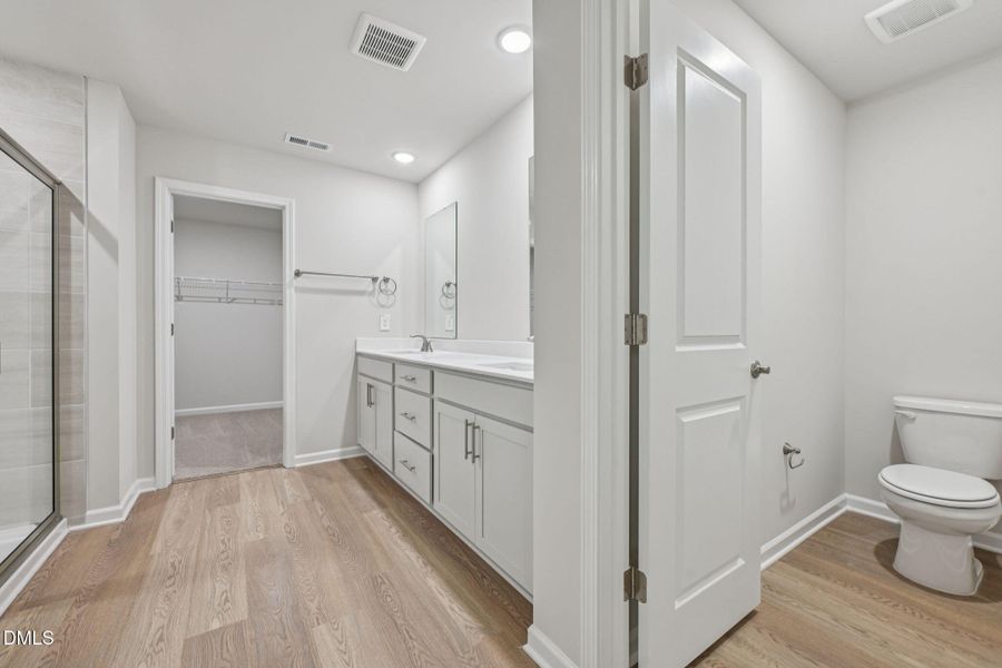 31-web-or-mls-Raleigh - River Glen - 719