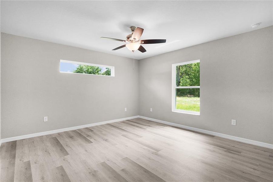 Spacious, unfurnished interior of a new home in , Summerfield (Image 26).