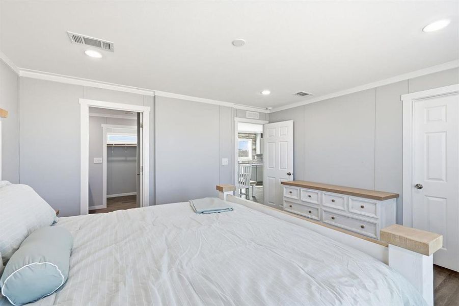 Furnished interior view inside a new home in , Gordonville (Image 11).