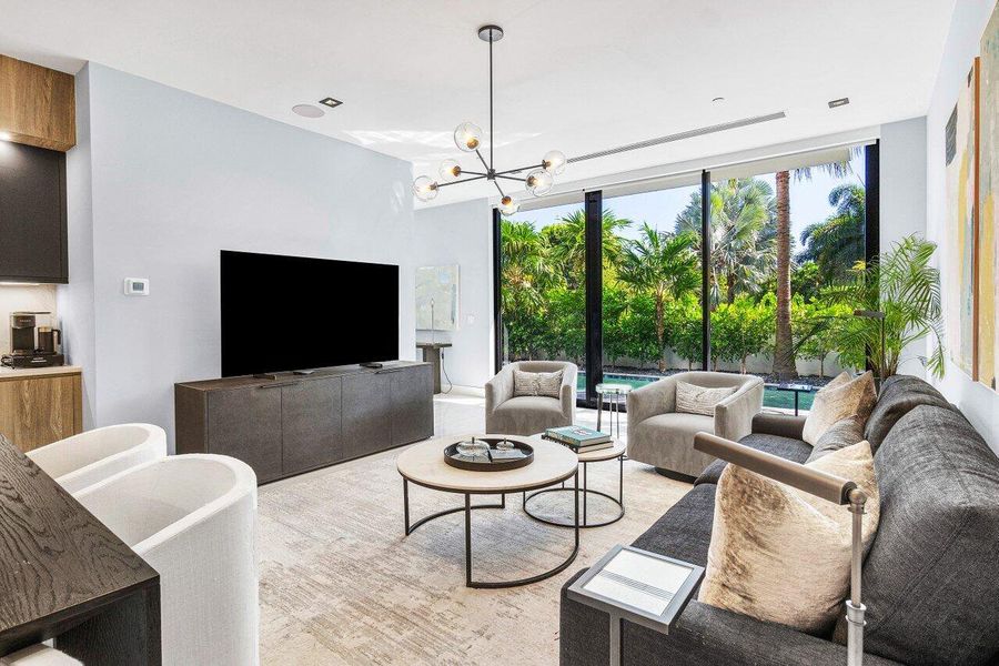 010-914PalmTrail-DelrayBeach-FL-33483-SM