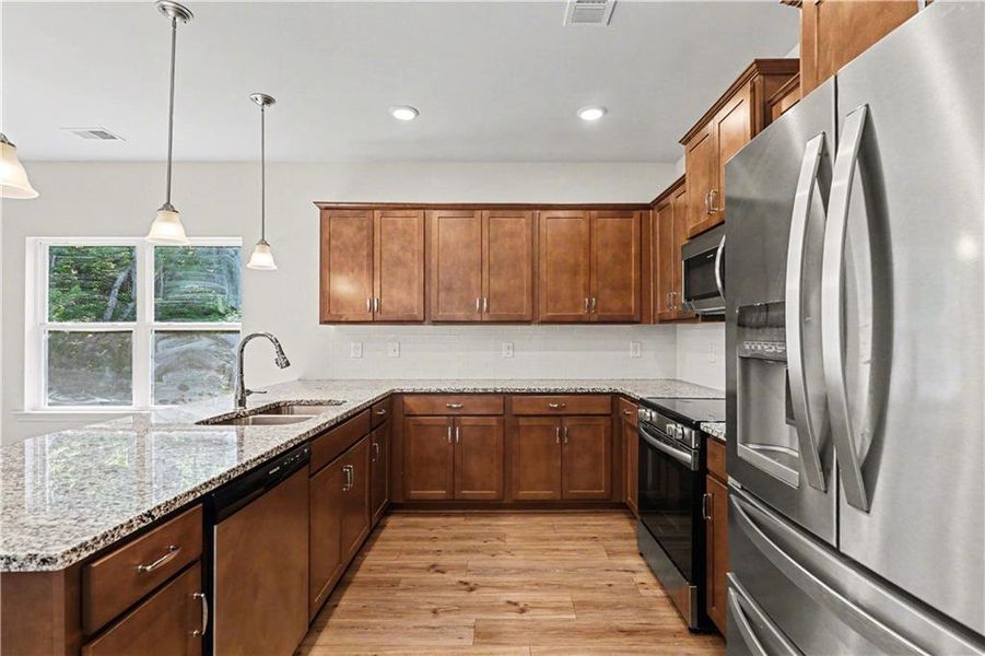 Furnished interior view inside a new home in Highland Crossing, Cartersville (Image 5).