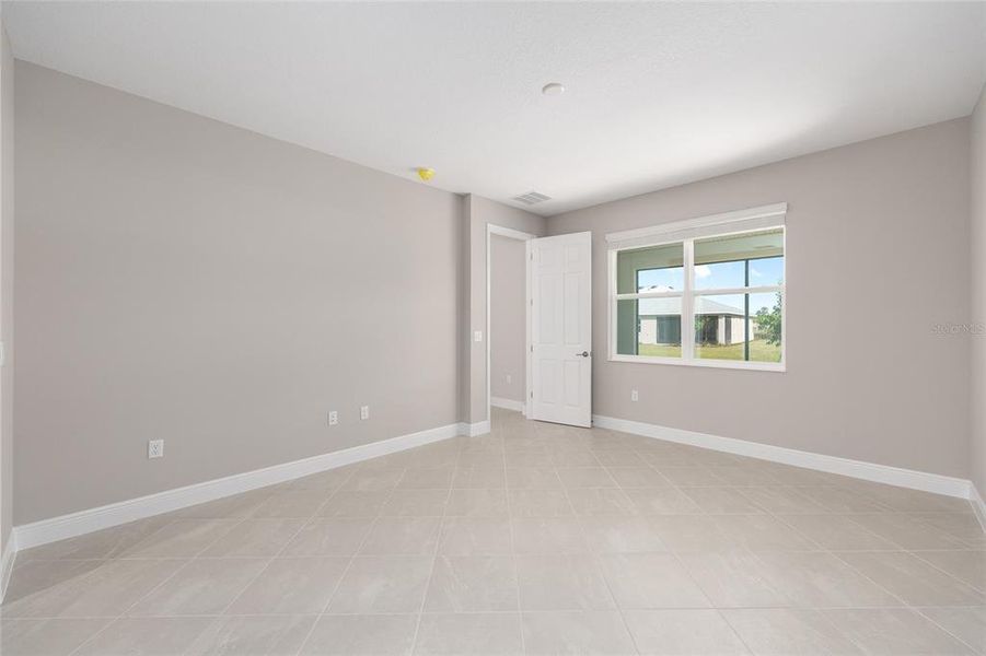 Spacious, unfurnished interior of a new home in On Top of the World Communities, Ocala (Image 10).