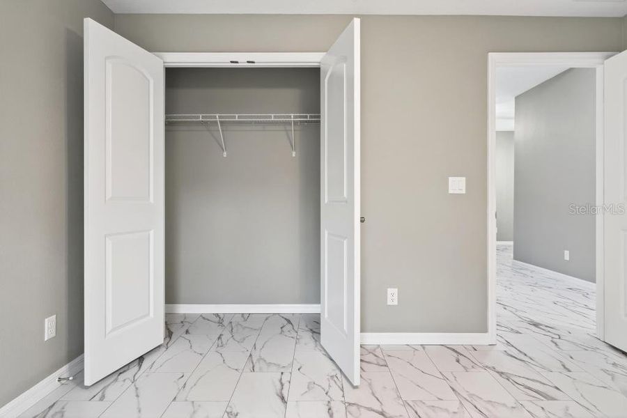 Spacious, unfurnished interior of a new home in , Ocklawaha (Image 29).