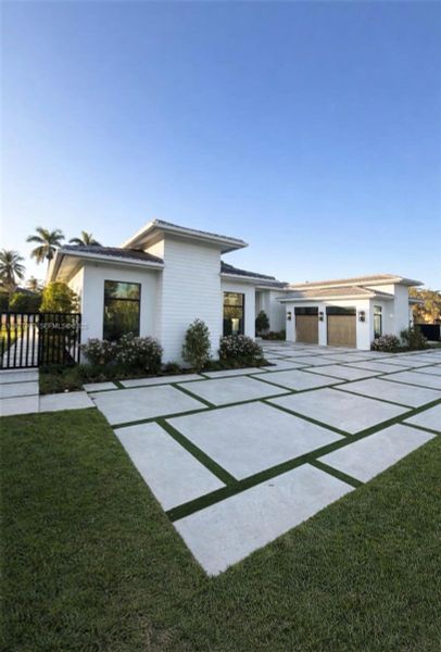 Community amenities in , Palmetto Bay (Image 28).