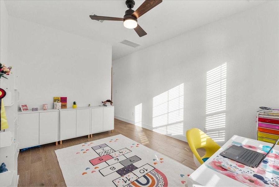 Extra room in Mother-in-law suite.