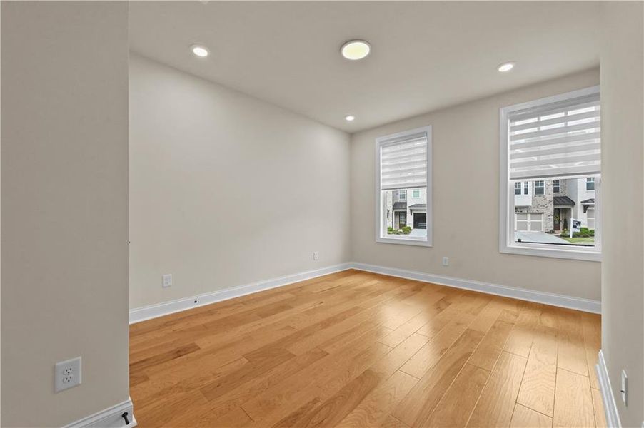 Spacious, unfurnished interior of a new home in , Johns Creek (Image 23).