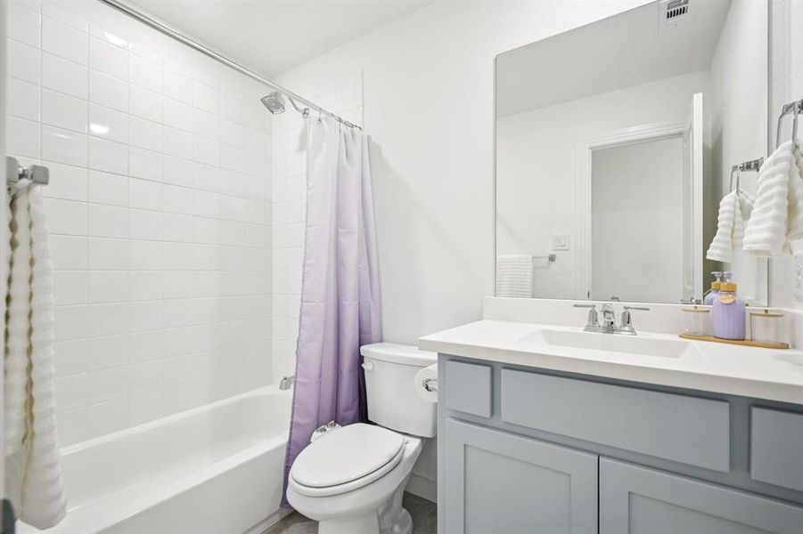 Furnished interior view inside a new home in , McKinney (Image 7).