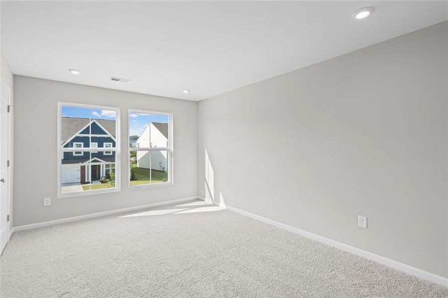 Spacious, unfurnished interior of a new home in Twin Lakes, Hoschton (Image 30).