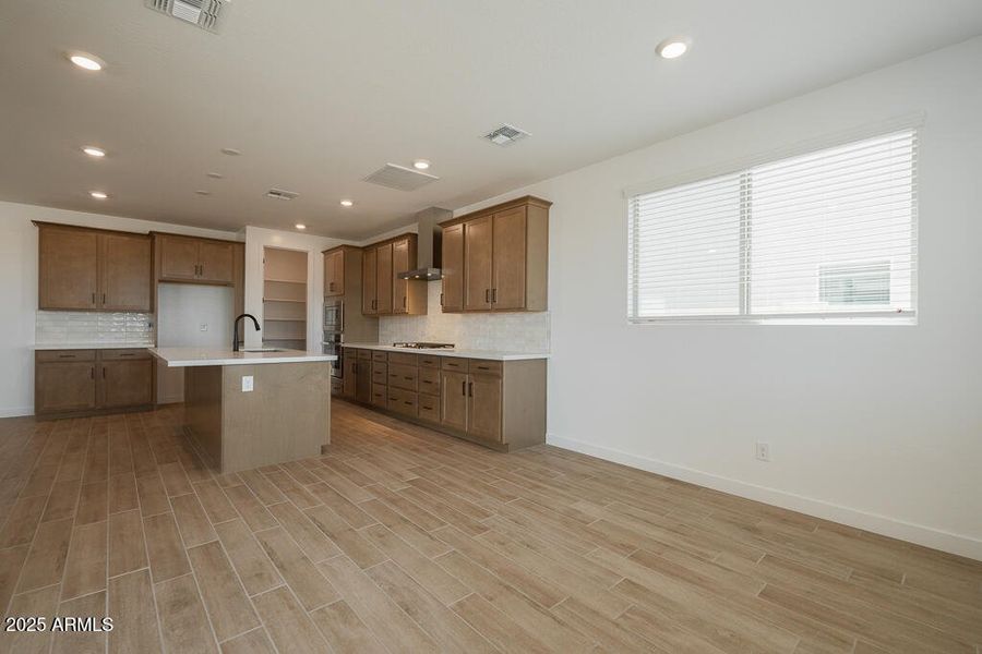 Tri Pointe Terraza 139 - Dining-3MLS