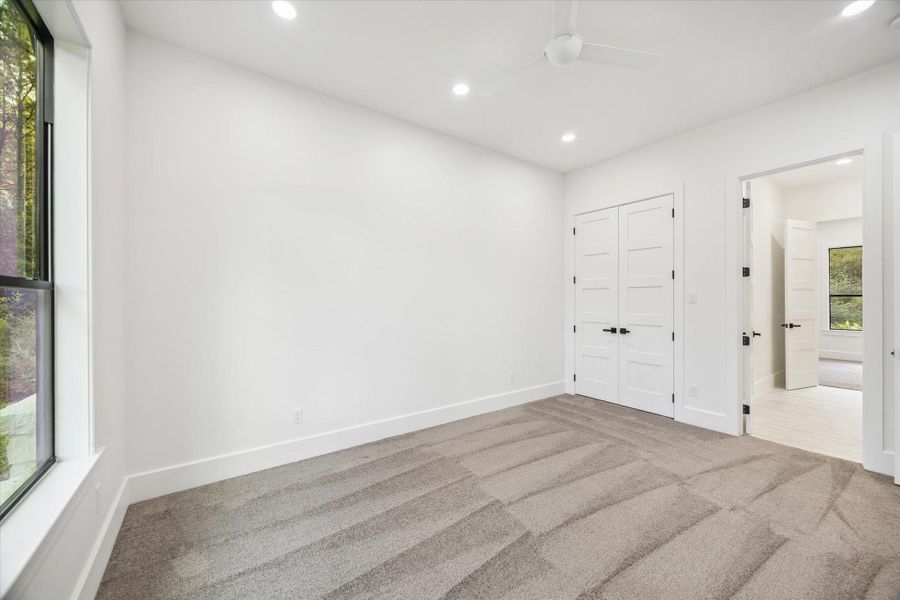 Spacious, unfurnished interior of a new home in , Waller (Image 36).