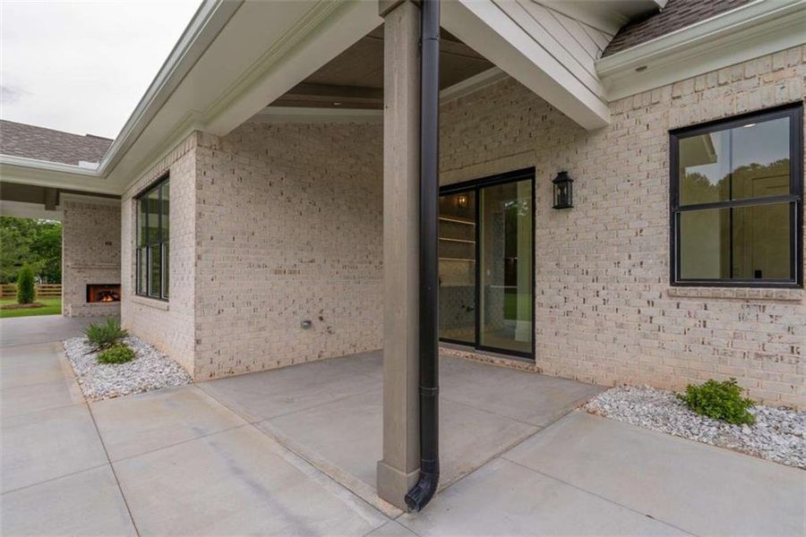 Exterior details and patio area of a home in , Monroe (Image 36).