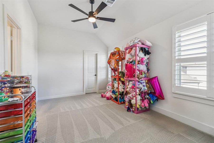 Image 36 of a home in Cambridge Estates. Image 36 of a home in Cambridge Estates.