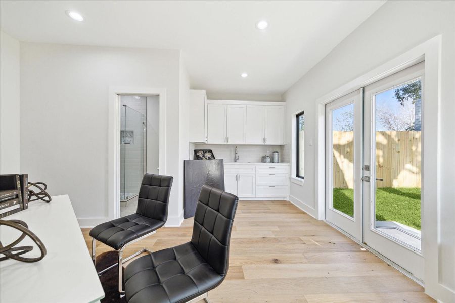 Furnished interior view inside a new home in , Houston (Image 15). Furnished interior view inside a new home in , Houston (Image 15).