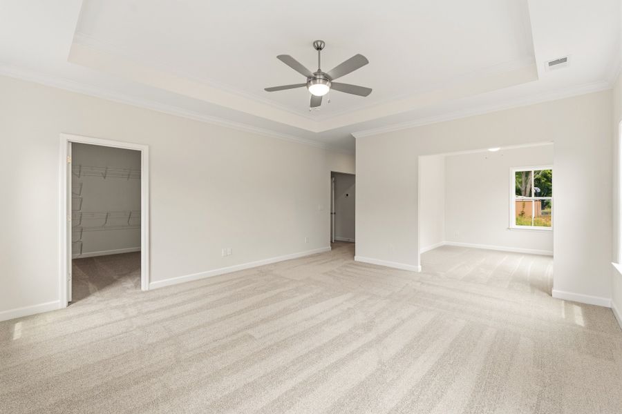 Spacious, unfurnished interior of a new home in Windsor Forest, Anderson (Image 23).