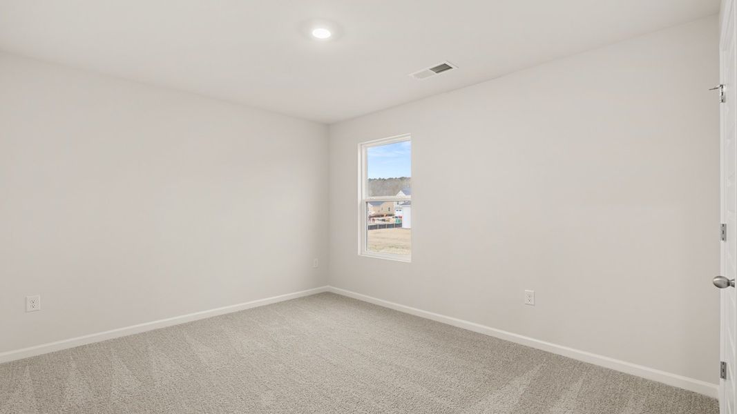 Spacious, unfurnished interior of a new home in Twin Lakes, Hoschton (Image 30).