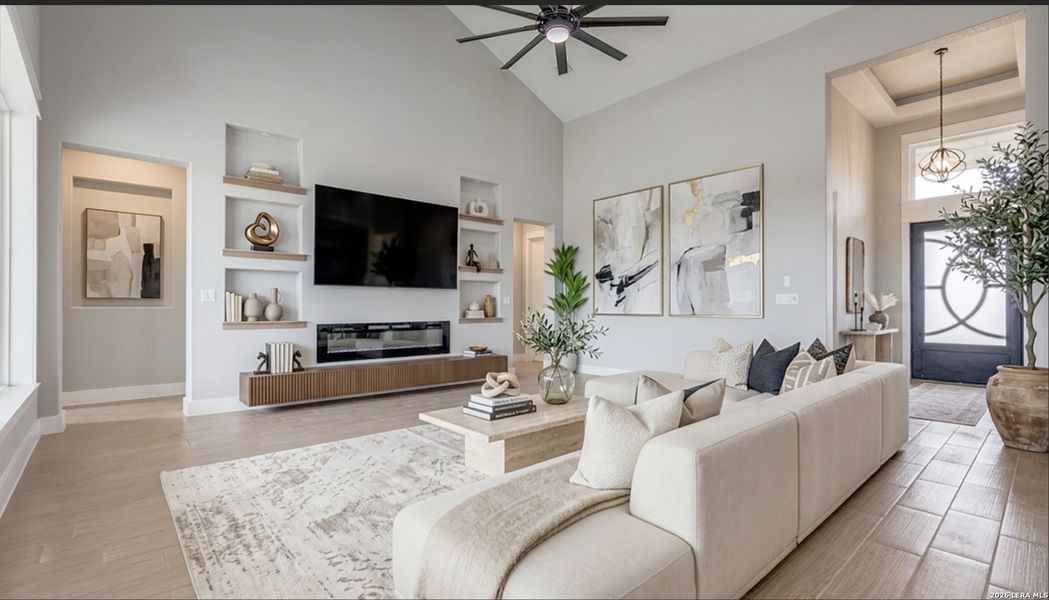 Furnished interior view inside a new home in , La Vernia (Image 7).