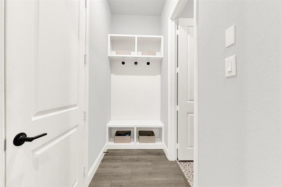 Spacious, unfurnished interior of a new home in , Northlake (Image 20).