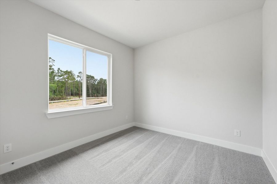 Spacious, unfurnished interior of a new home in Two Step Farm, Montgomery (Image 15).