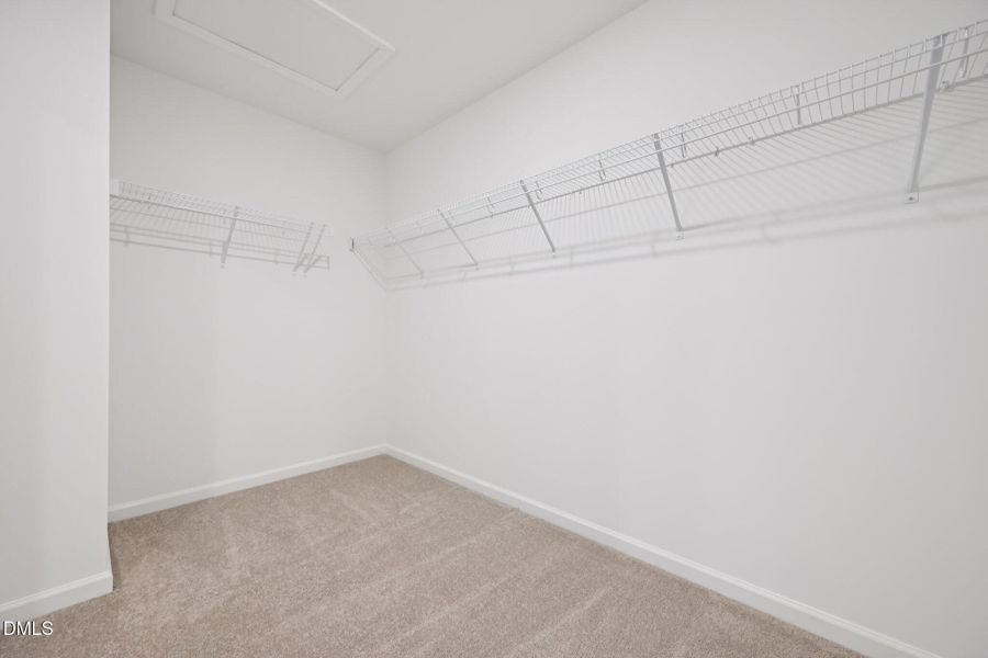 32-web-or-mls-Salers Loop-S1703-032 32-web-or-mls-Salers Loop-S1703-032