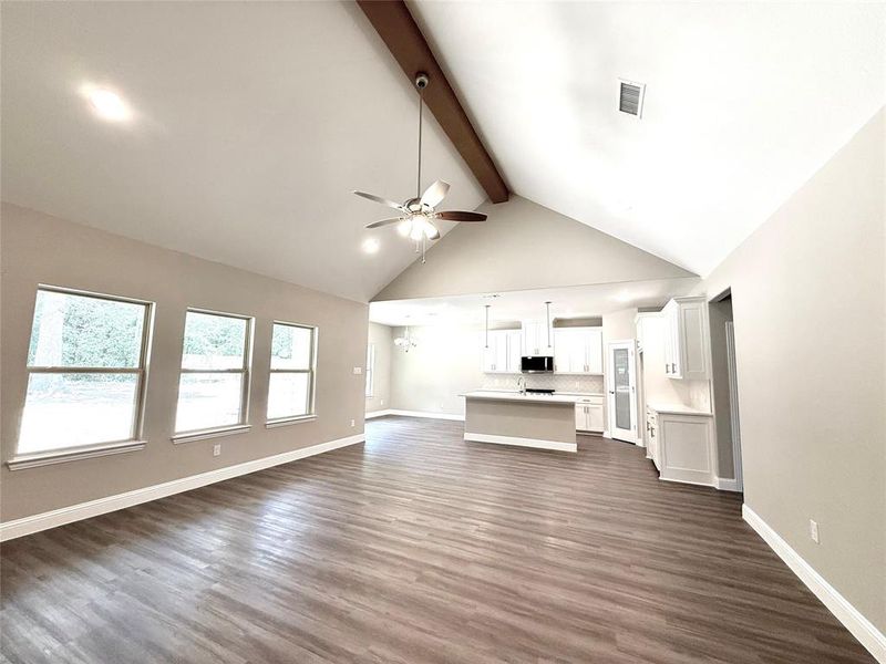 Spacious, unfurnished interior of a new home in , Lake Kiowa (Image 12).