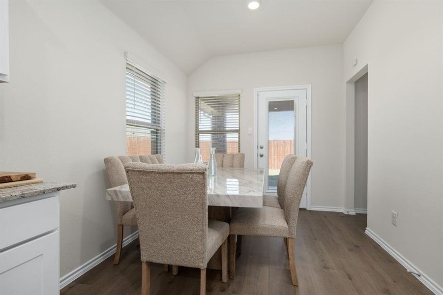 Furnished interior view inside a new home in Elevon, Lavon (Image 10).