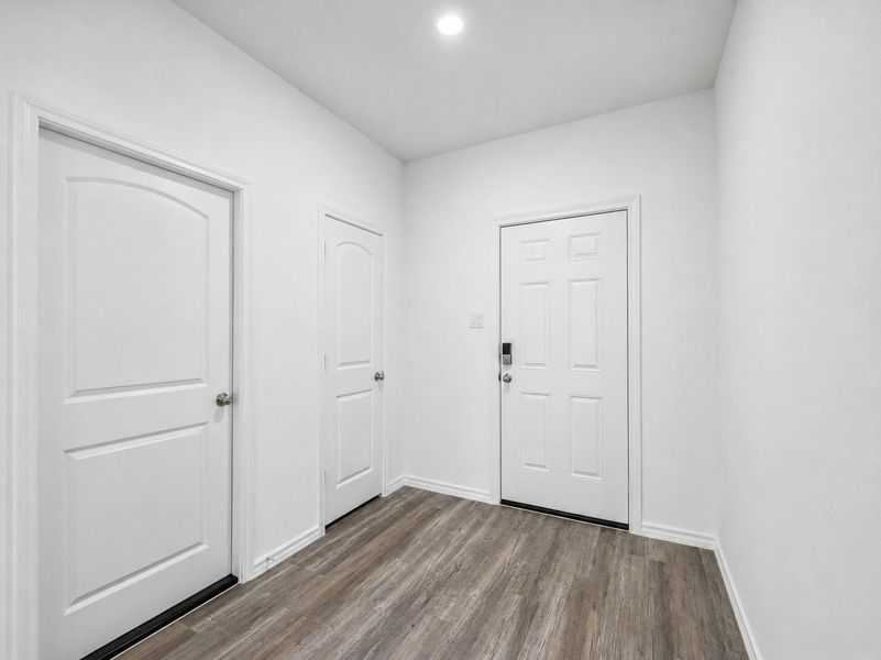 Spacious, unfurnished interior of a new home in Summerwood Trails, Willis (Image 24). Spacious, unfurnished interior of a new home in Summerwood Trails, Willis (Image 24).