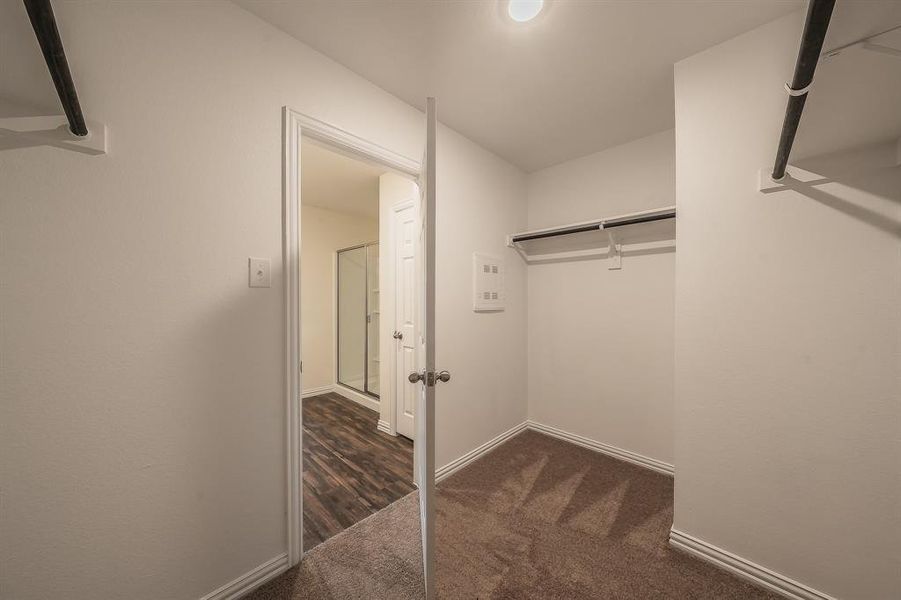 Spacious, unfurnished interior of a new home in Craftsman’s Corner, Cleburne (Image 38).