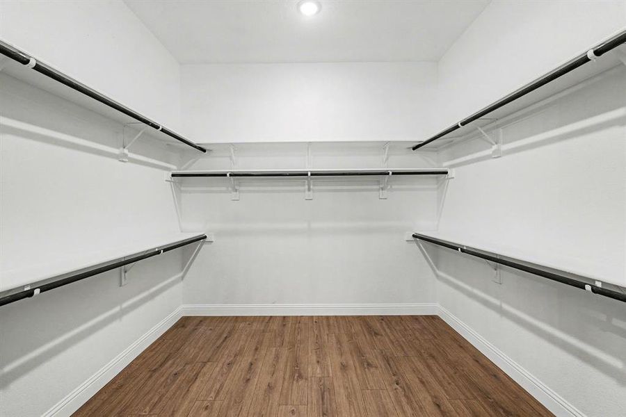 Spacious, unfurnished interior of a new home in , Prosper (Image 23).