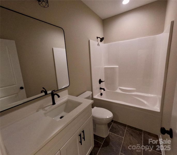 Furnished interior view inside a new home in , Marion (Image 9).