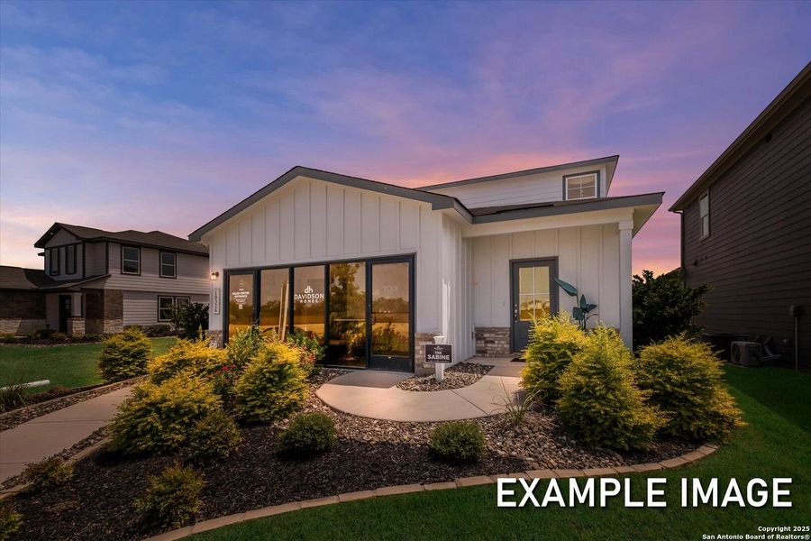 Image 35 of a home in Agave.