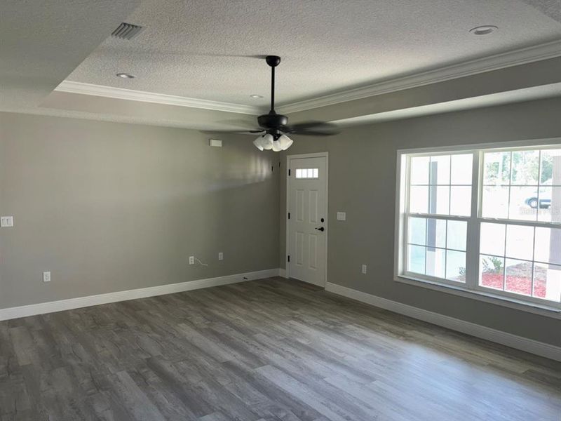 Spacious, unfurnished interior of a new home in , Dunnellon (Image 30).
