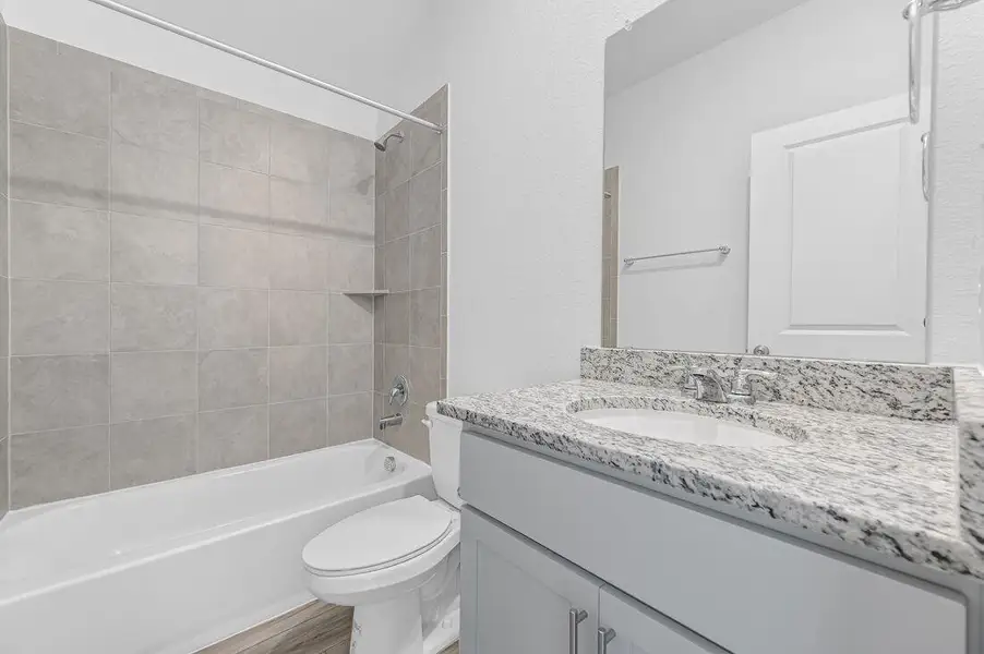 204 Crumpton Way - Ready Now!