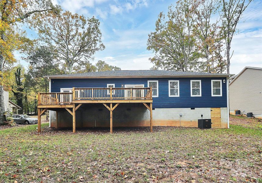 Image 33 of a home in .