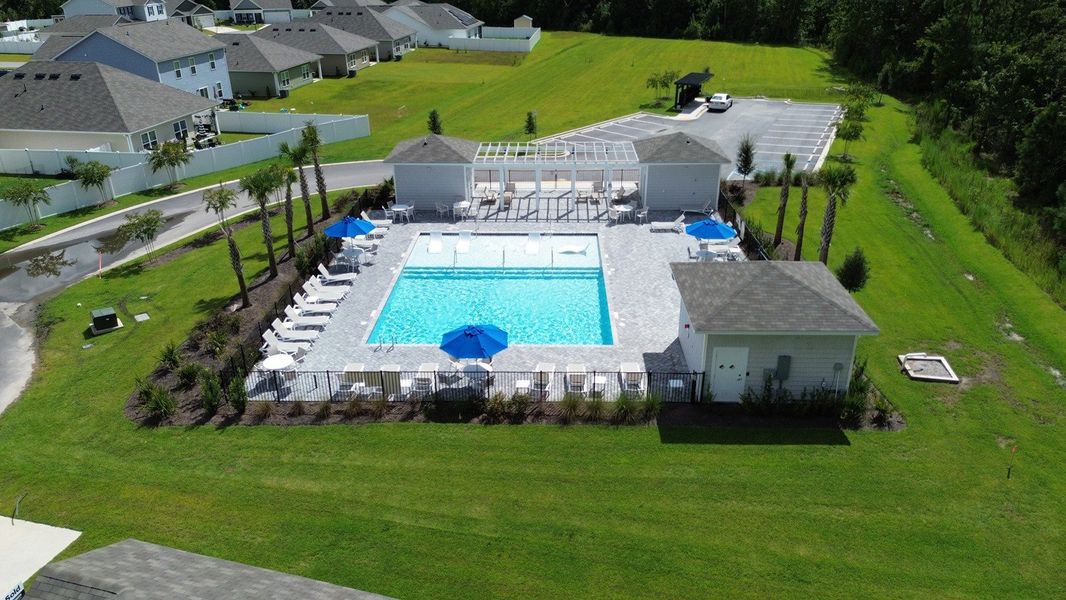 Community amenities in Cottonwood Place, Tabor City (Image 15).
