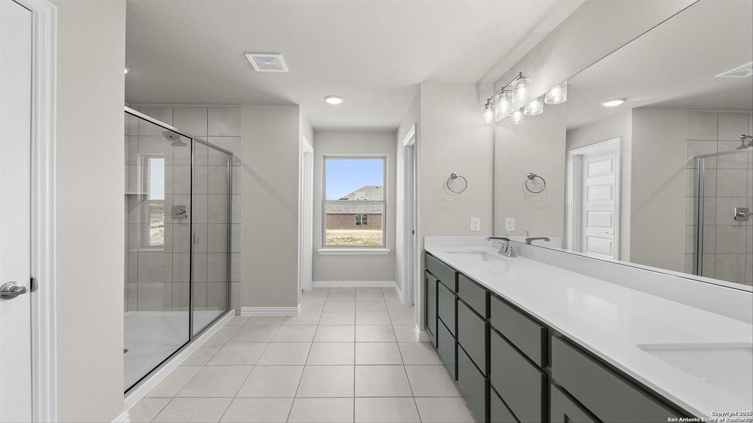 Furnished interior view inside a new home in Saddle Creek Ranch, Cibolo (Image 6). Furnished interior view inside a new home in Saddle Creek Ranch, Cibolo (Image 6).