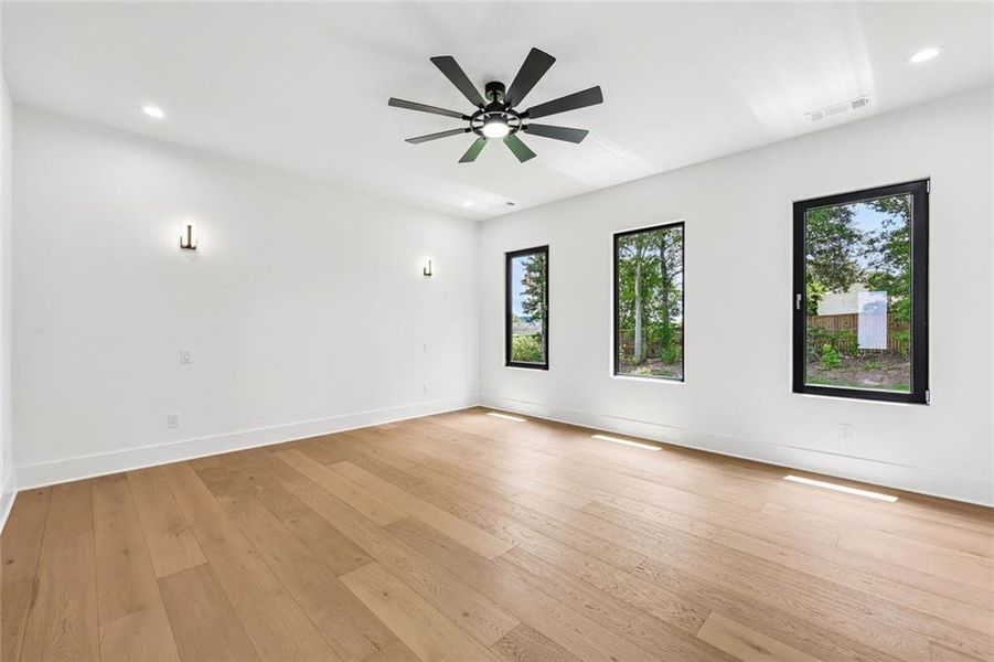 Spacious, unfurnished interior of a new home in , Auburn (Image 74). Spacious, unfurnished interior of a new home in , Auburn (Image 74).