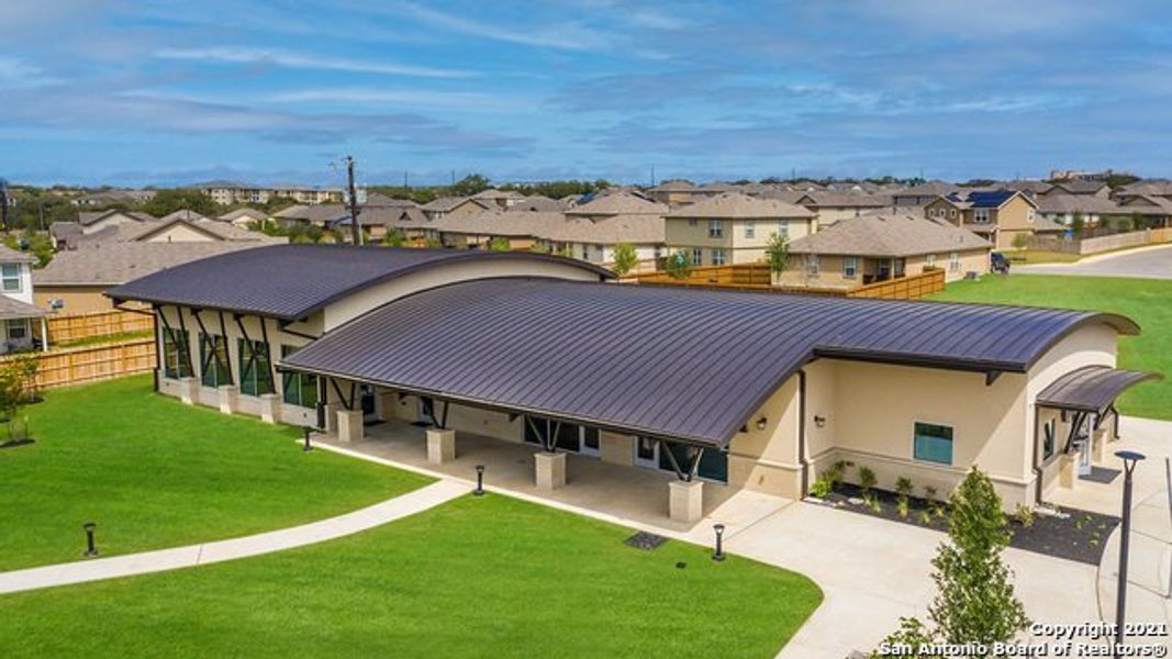 Community amenities in Langdon, San Antonio (Image 30).