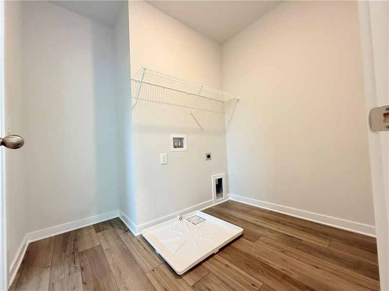 Spacious, unfurnished interior of a new home in Ponderosa Farms Manor, Gainesville (Image 26). Spacious, unfurnished interior of a new home in Ponderosa Farms Manor, Gainesville (Image 26).