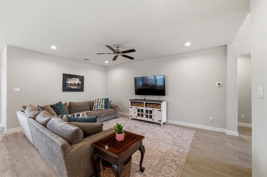 Furnished interior view inside a new home in , Cleburne (Image 14).