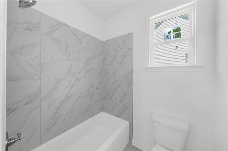 Furnished interior view inside a new home in , Gainesville (Image 14).