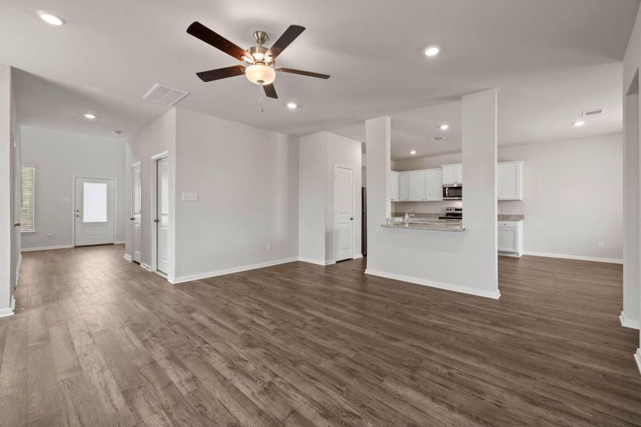 Spacious, unfurnished interior of a new home in Emberly, Beasley (Image 12).