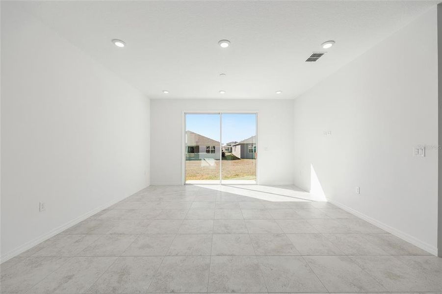 Spacious, unfurnished interior of a new home in Calesa Township, Ocala (Image 19). Spacious, unfurnished interior of a new home in Calesa Township, Ocala (Image 19).