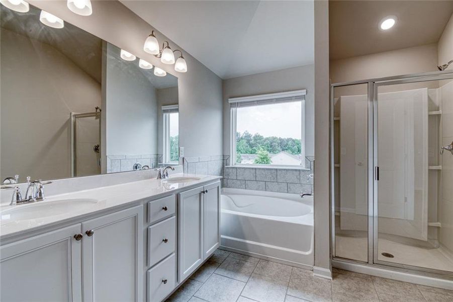 Furnished interior view inside a new home in Alcovy Village, Lawrenceville (Image 9).