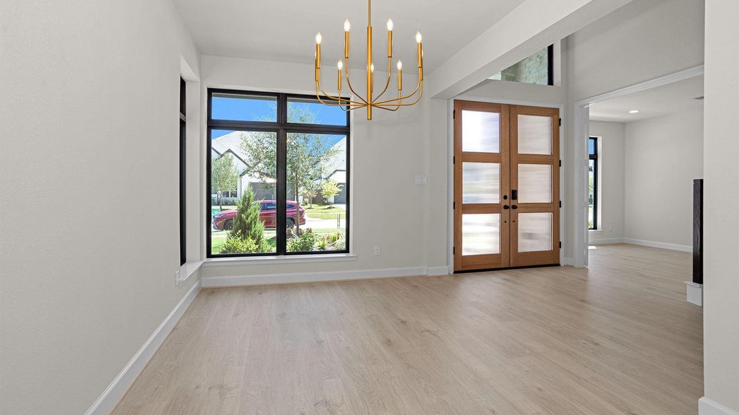Spacious, unfurnished interior of a new home in Grange, Katy (Image 15).
