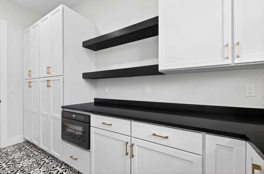 CM MEDIA-7 CM MEDIA-7