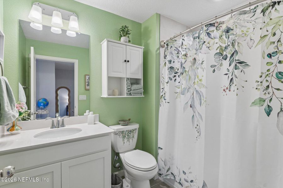 Furnished interior view inside a new home in , Middleburg (Image 8).