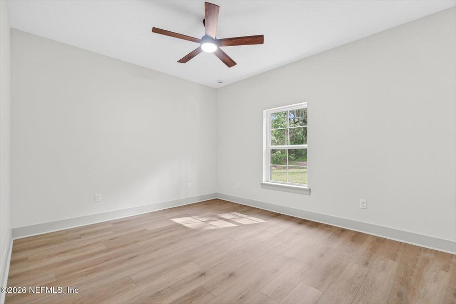 Spacious, unfurnished interior of a new home in , San Mateo (Image 27).